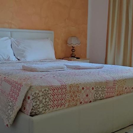 Bed and Breakfast The Caponi Bros Mestre Exterior foto