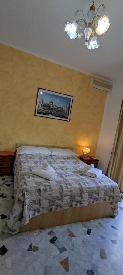 Bed and Breakfast The Caponi Bros Mestre Exterior foto