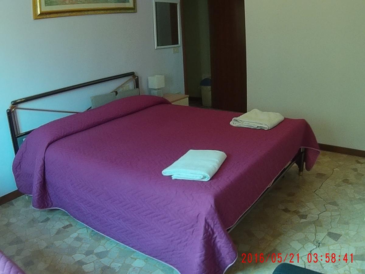 Bed and Breakfast The Caponi Bros Mestre Exterior foto