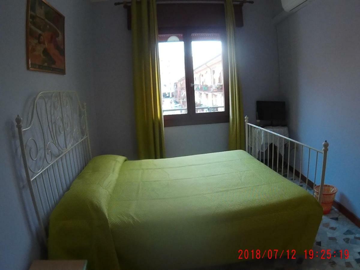 Bed and Breakfast The Caponi Bros Mestre Exterior foto